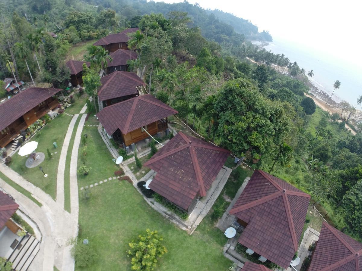 Langkisau Resort Hotel & Restaurant Padang  Exteriör bild